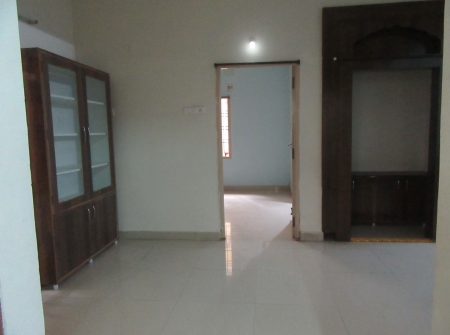 3) Li id 325 - Puja Room.JPG